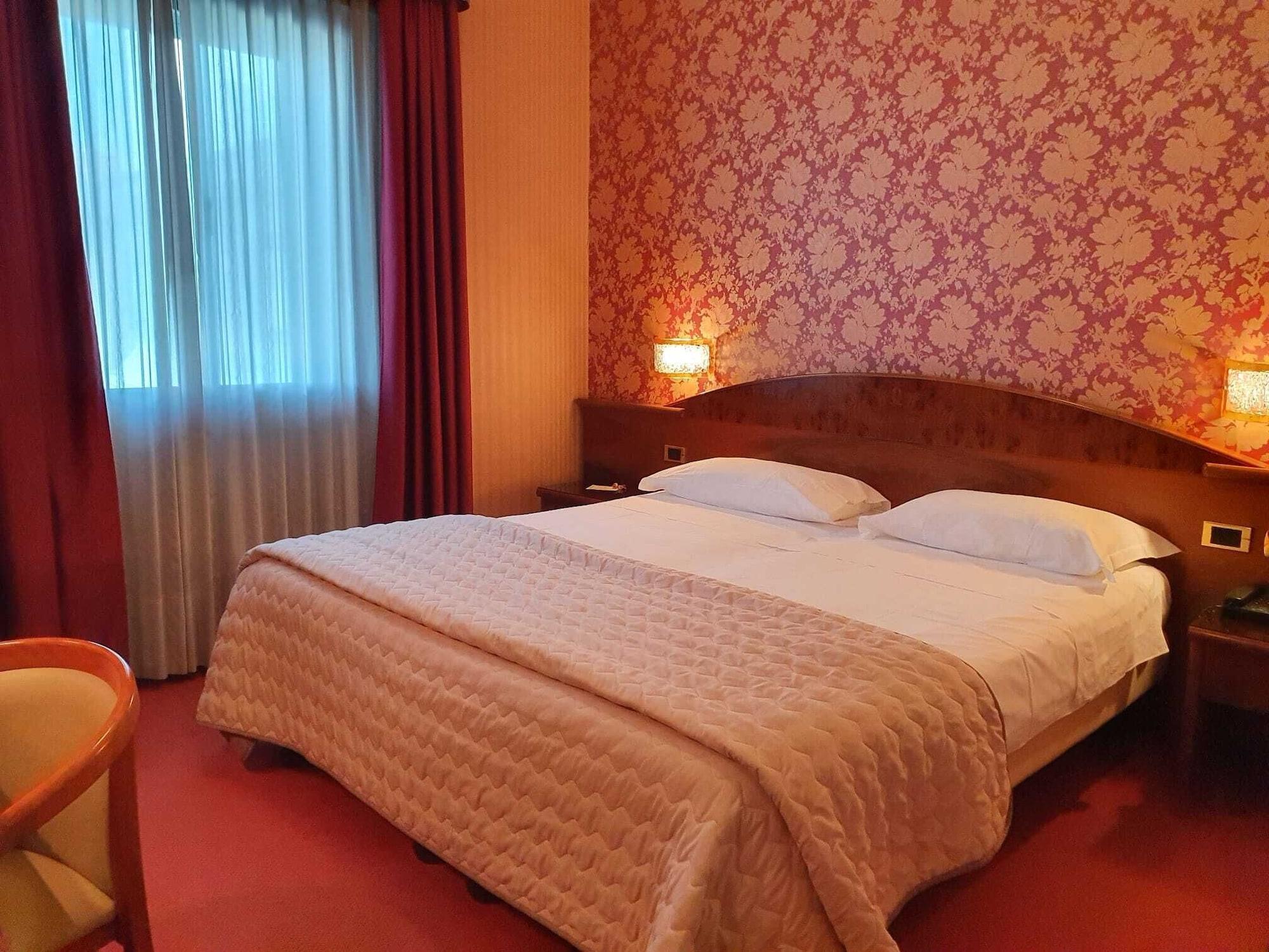 Hotel Poppi Mira Eksteriør billede